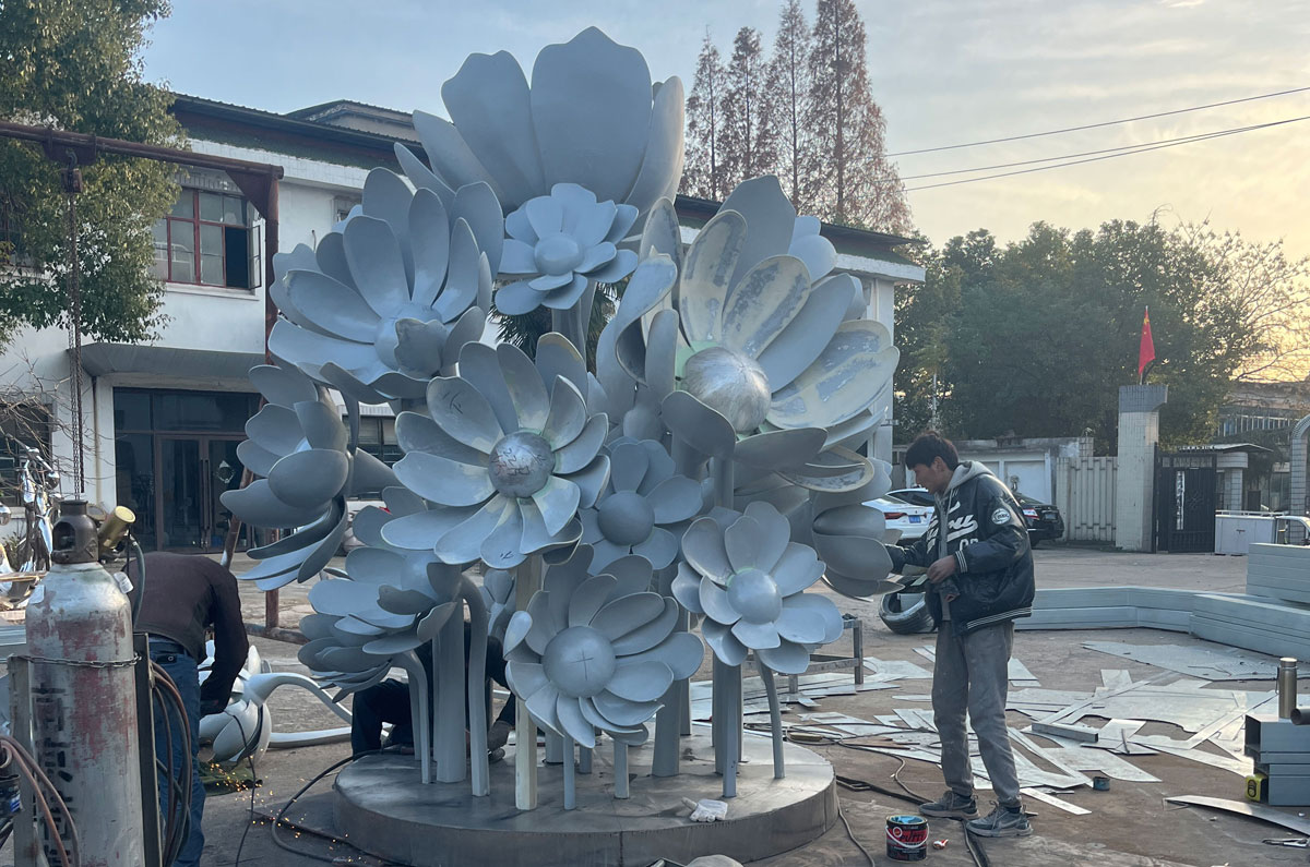 南京不锈钢雕塑厂